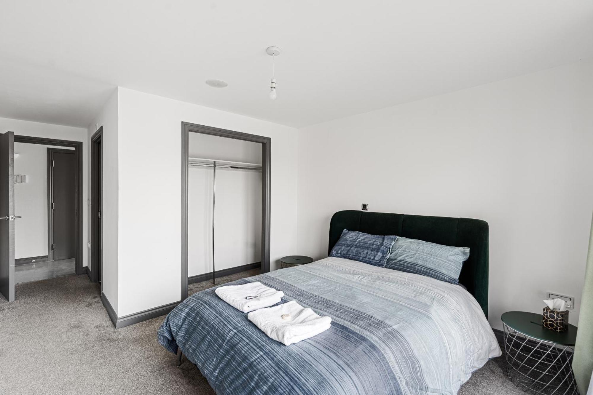 Long Letting - Luxurious 3 Bedroom Penthouse In City Centre - Parking Included! チェルムスフォード エクステリア 写真