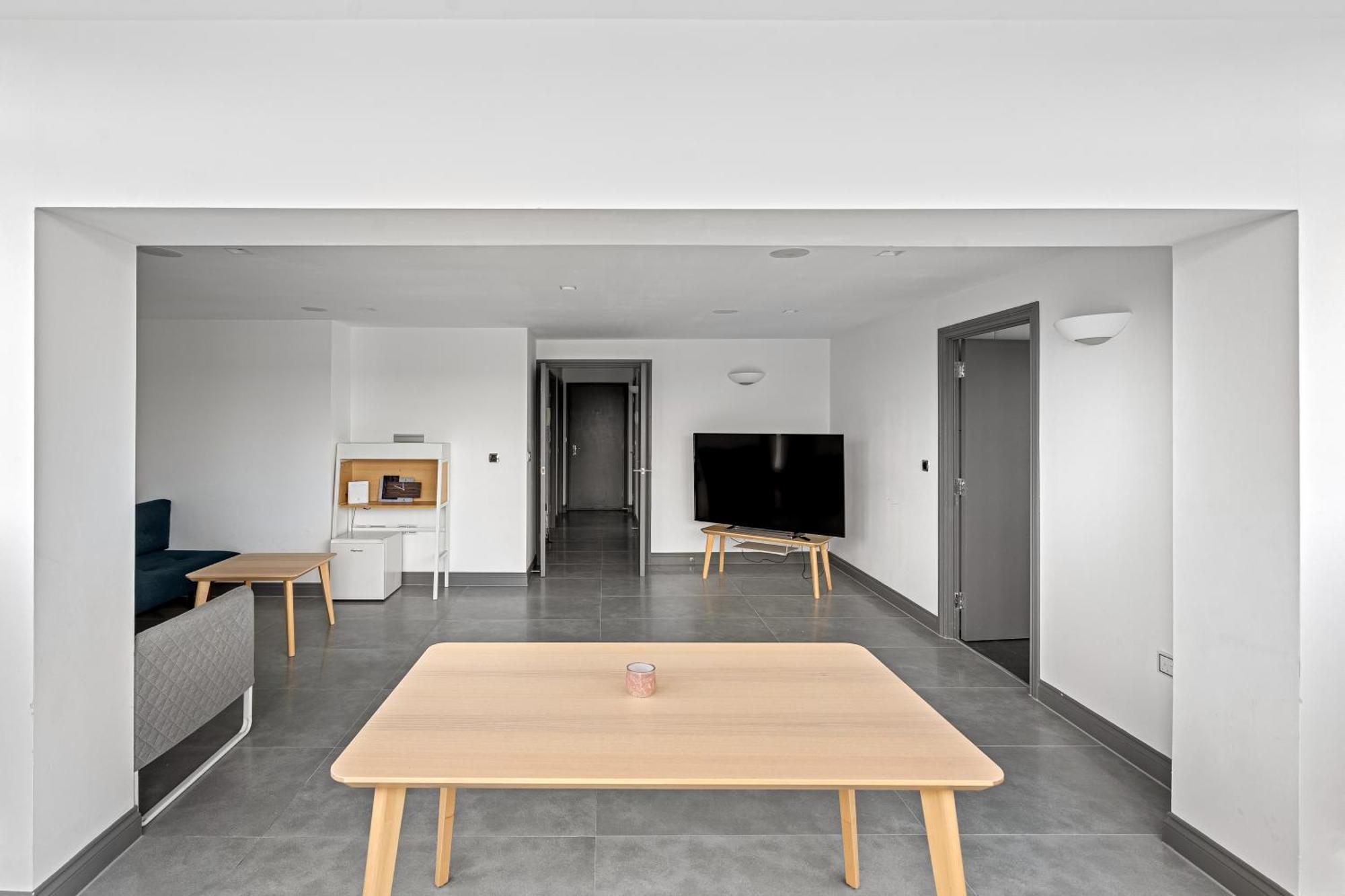Long Letting - Luxurious 3 Bedroom Penthouse In City Centre - Parking Included! チェルムスフォード エクステリア 写真